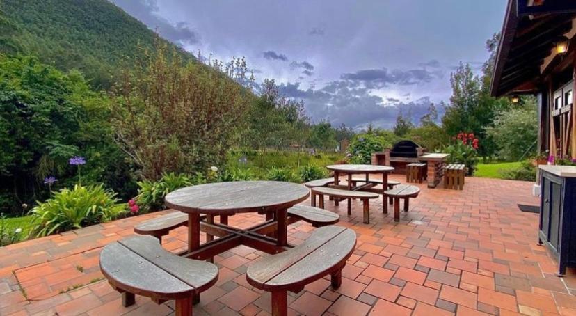 Hacienda San Juan De La Vega Bed & Breakfast Otavalo Bagian luar foto