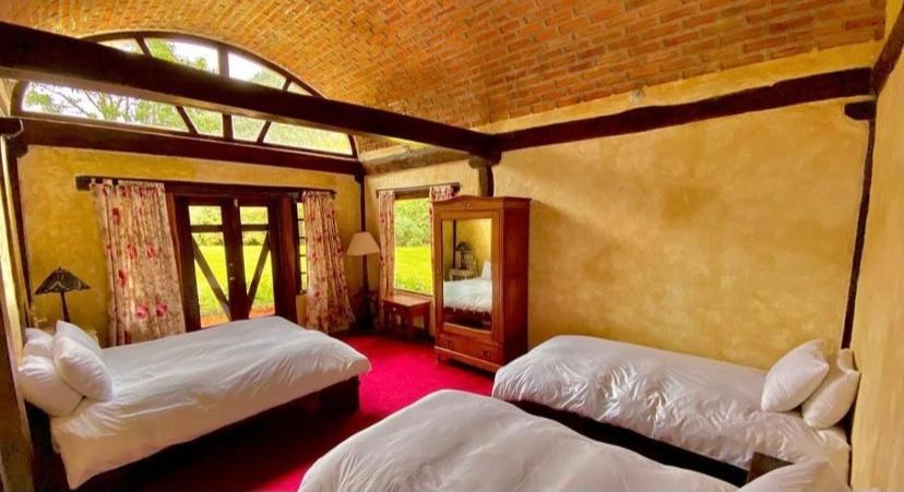 Hacienda San Juan De La Vega Bed & Breakfast Otavalo Bagian luar foto