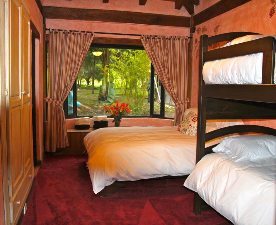 Hacienda San Juan De La Vega Bed & Breakfast Otavalo Bagian luar foto