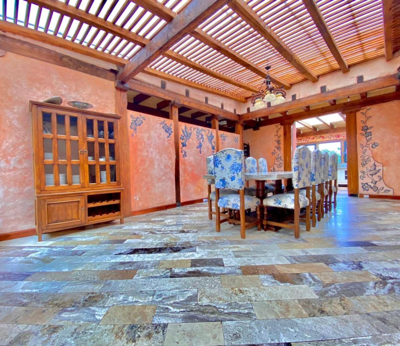 Hacienda San Juan De La Vega Bed & Breakfast Otavalo Bagian luar foto